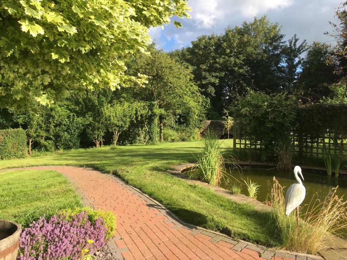 Maesbury Riverside Oswestry Ngoại thất bức ảnh